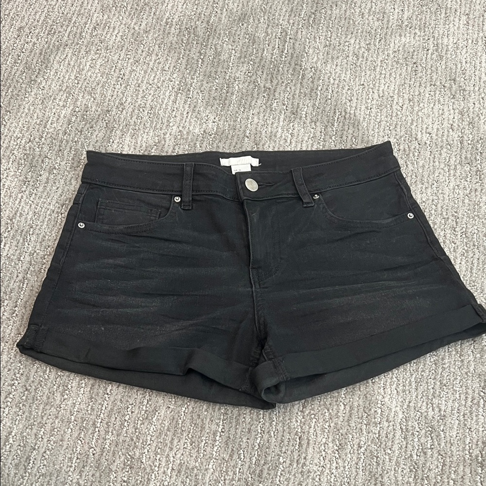 NEW!! H&M Women's Black Denim Shorts
